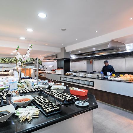 Cabogata Beach Hotel Ретамар Экстерьер фото Buffet at a hotel