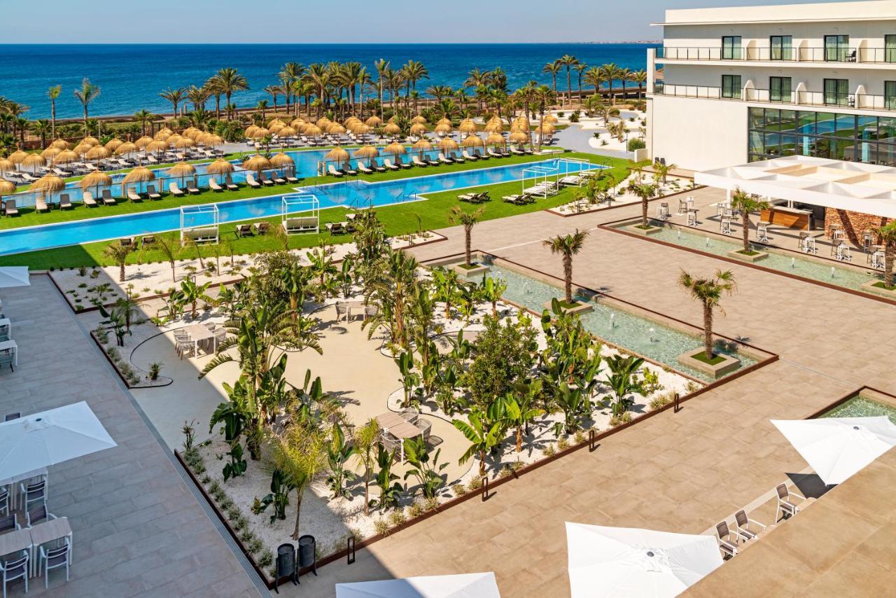 Cabogata Beach Hotel Ретамар Экстерьер фото The resort's main pool