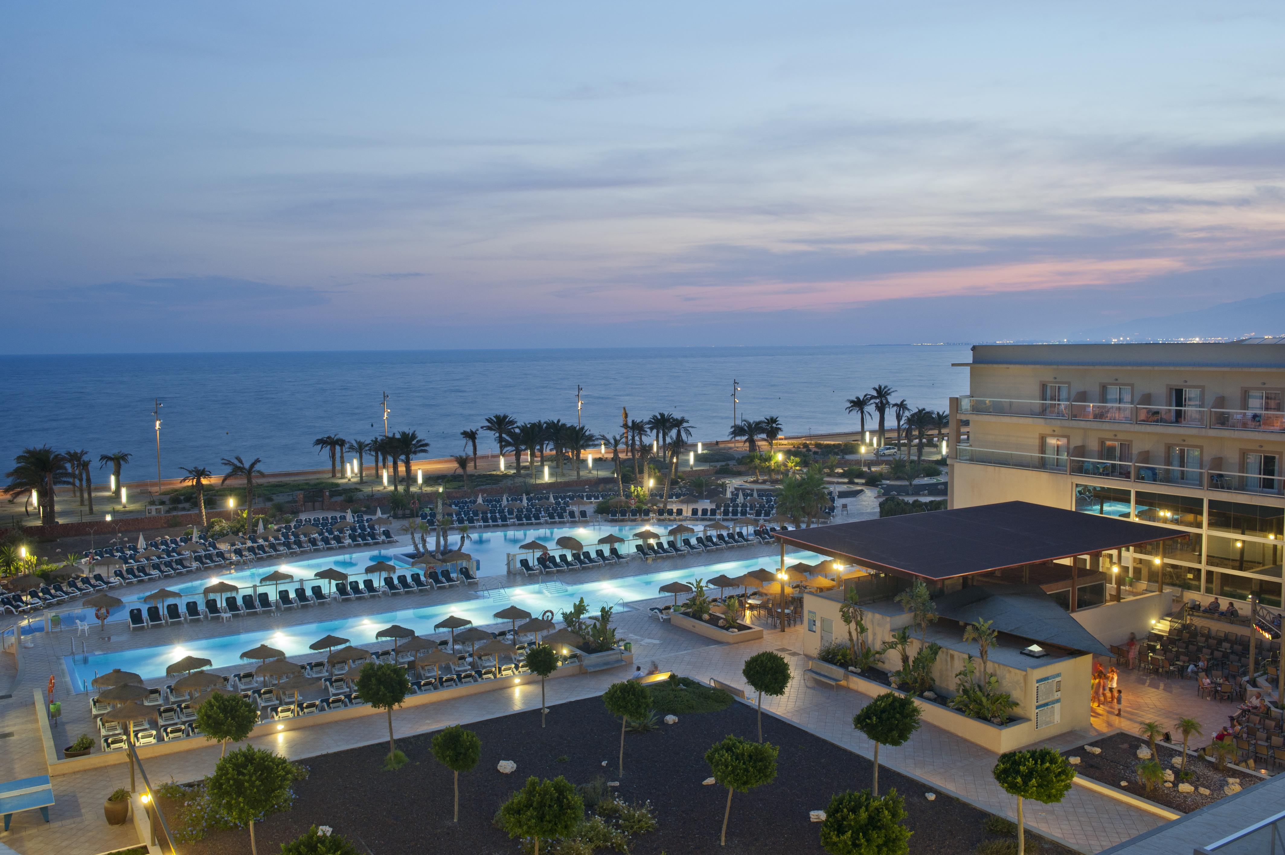 Cabogata Beach Hotel Ретамар Экстерьер фото The Dan Hotel