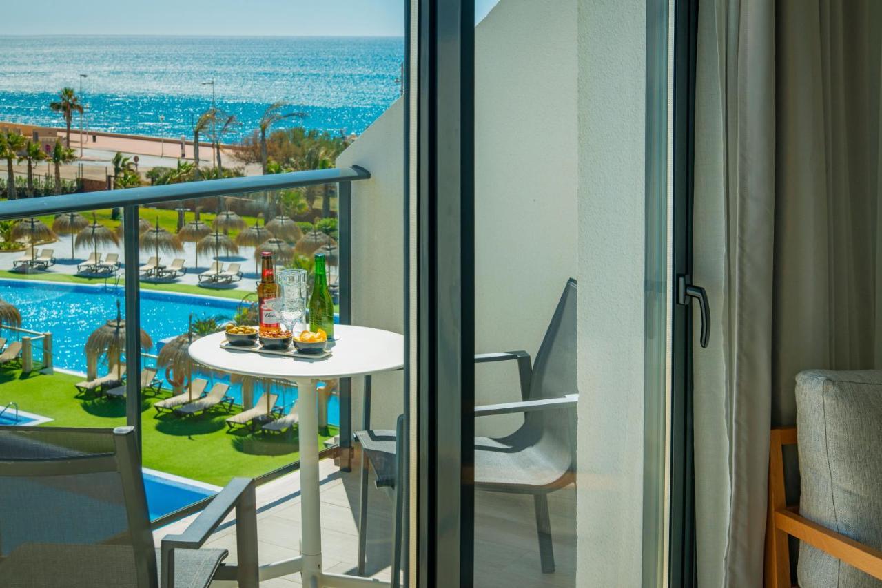 Cabogata Beach Hotel Ретамар Экстерьер фото A balcony